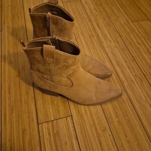 Old Navy Classic Brown Ankle Booties